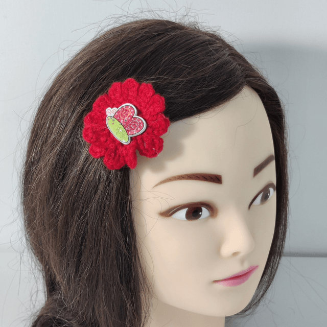 Barrette fleur simple rouge crochet bouton papillon pince crocodile