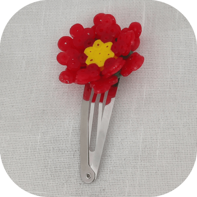 Barrette fleur en perles à repasser pince clic clac