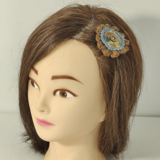 Barrette fleur crochet, jeans, canevas et bouton pince croco