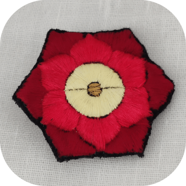 Barrette bijoux brodée fleur lotus pince crocodile
