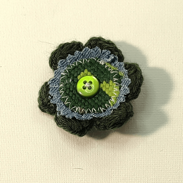 Barrette fleur crochet, jeans, canevas et bouton pince croco