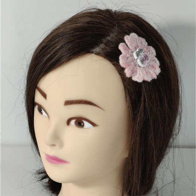 Barrette fleur simple rose blanc crochet bouton cerise pince crocodile